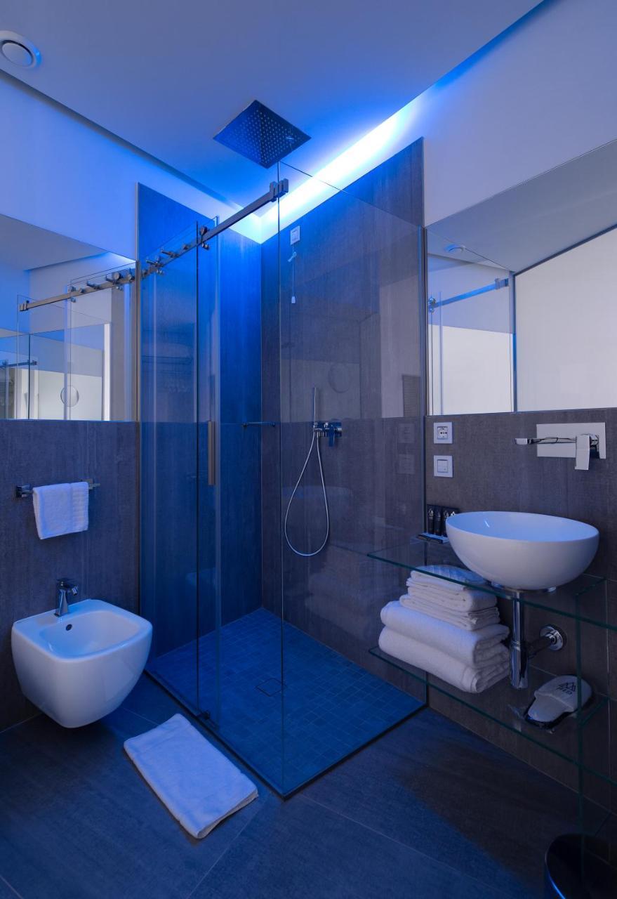 Ahd Rooms Милано Екстериор снимка