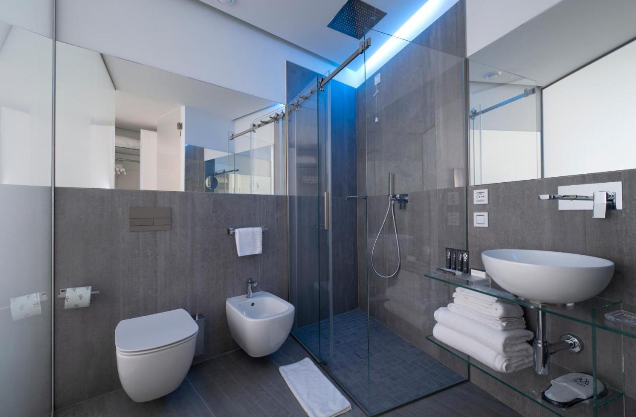 Ahd Rooms Милано Екстериор снимка