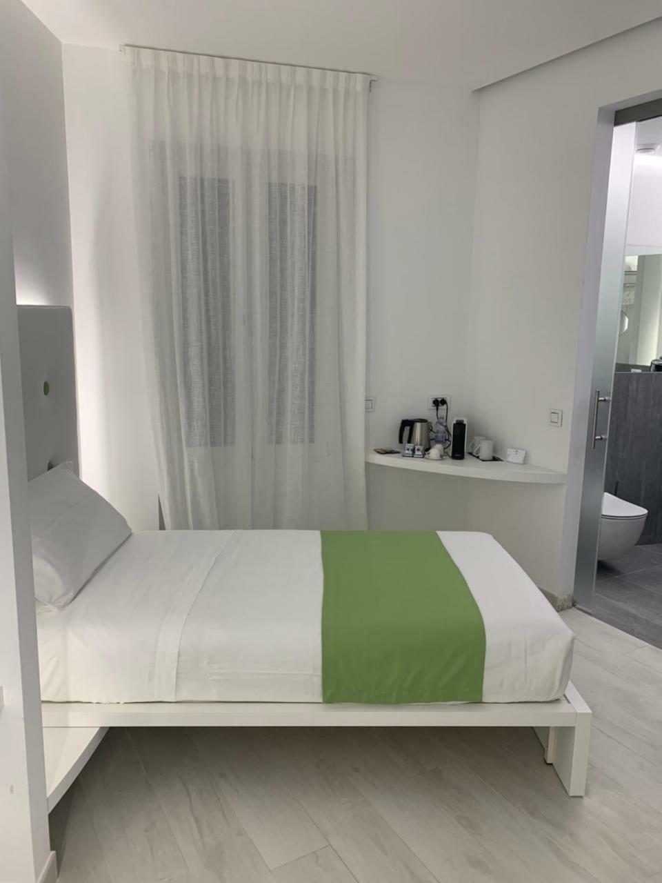 Ahd Rooms Милано Екстериор снимка